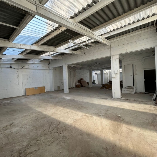  ESPLANADE IMMOBILIER : Office | SAINT-OUEN (93400) | 180 m2 | 2 700 € 